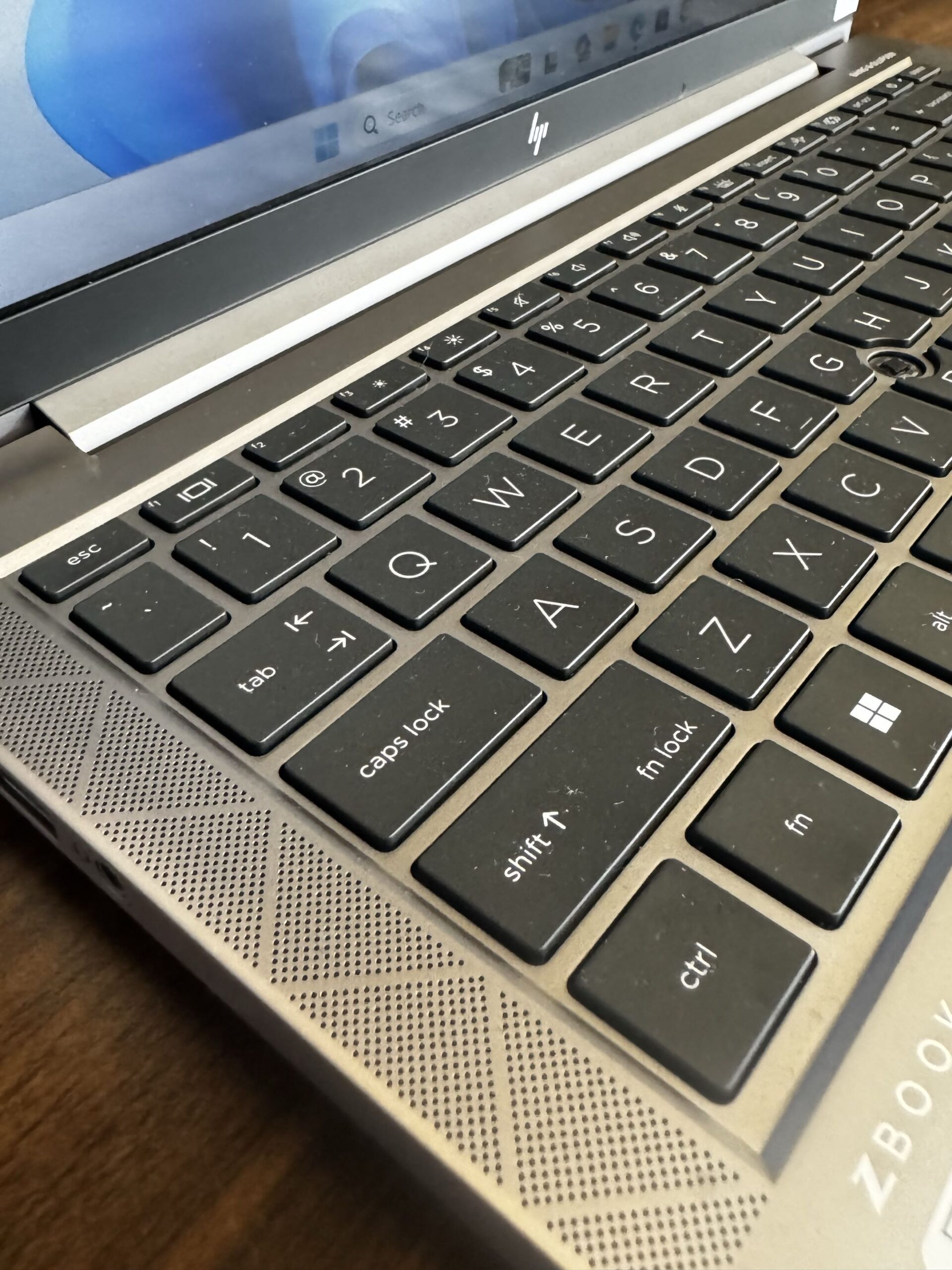 HP Z BOOK FIREFLY 14 G8, i7, 11TH GEN, 16/512GB - Image 4